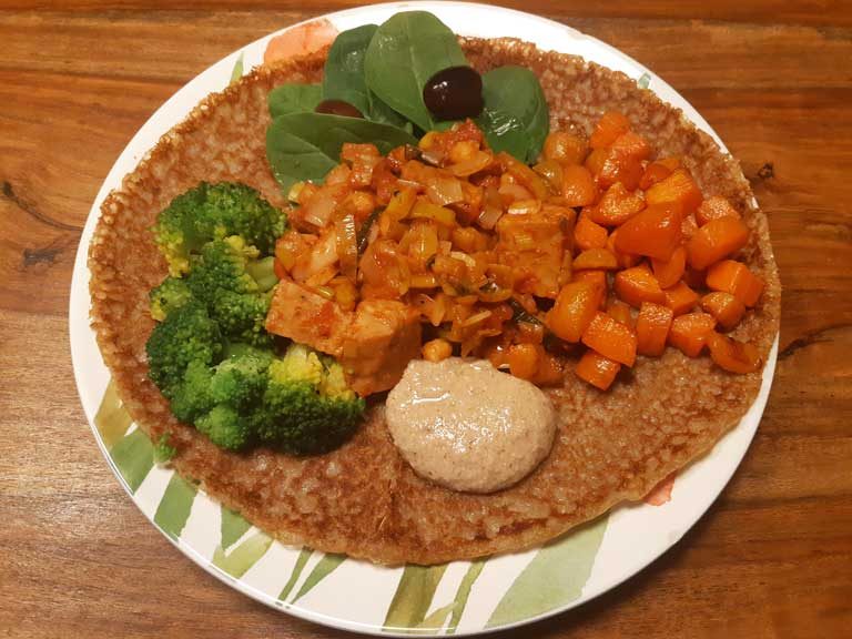 Zighini-su-pane-injera